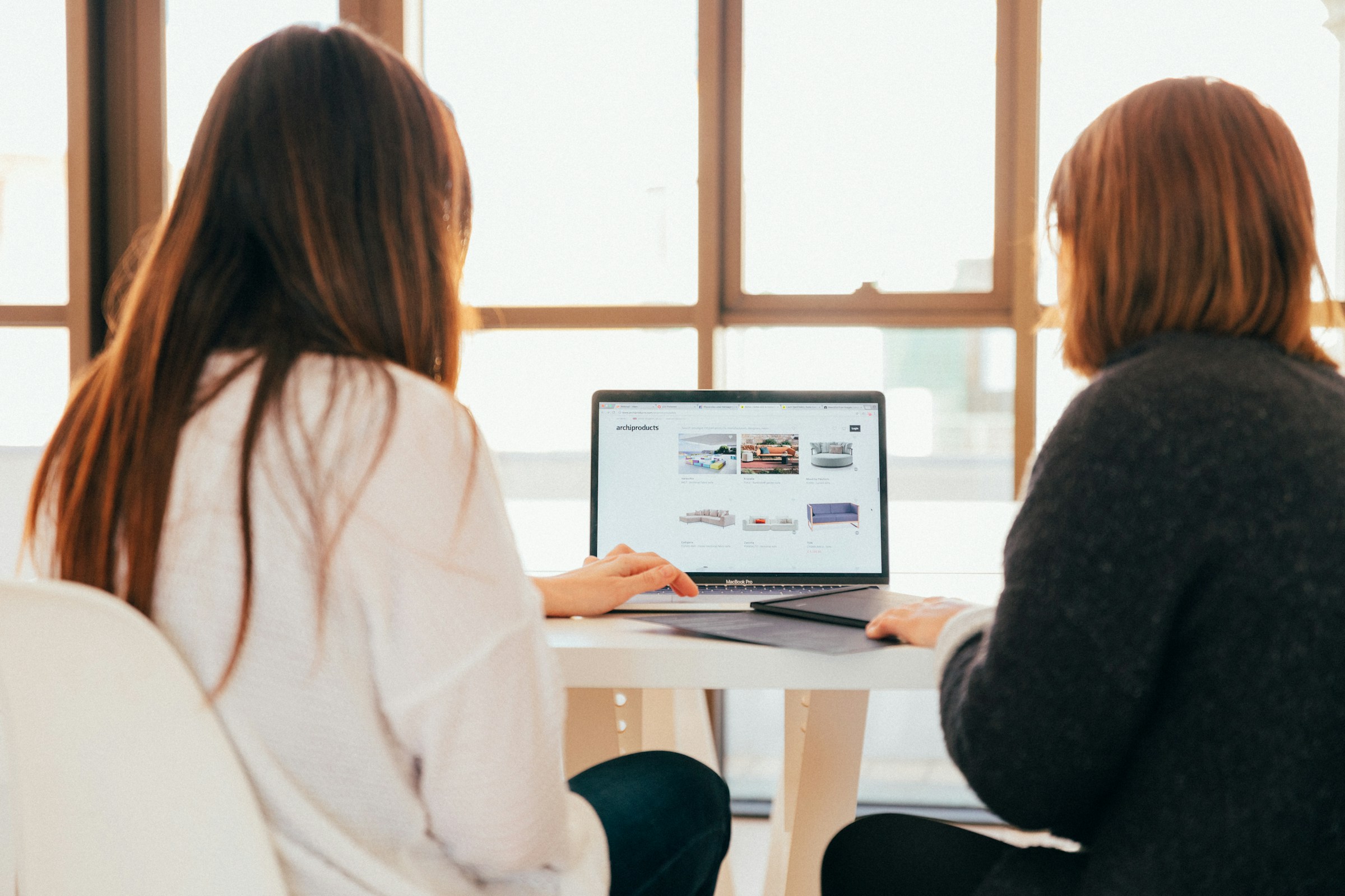 How Businesses Can Leverage Website Design to Build Client Trust